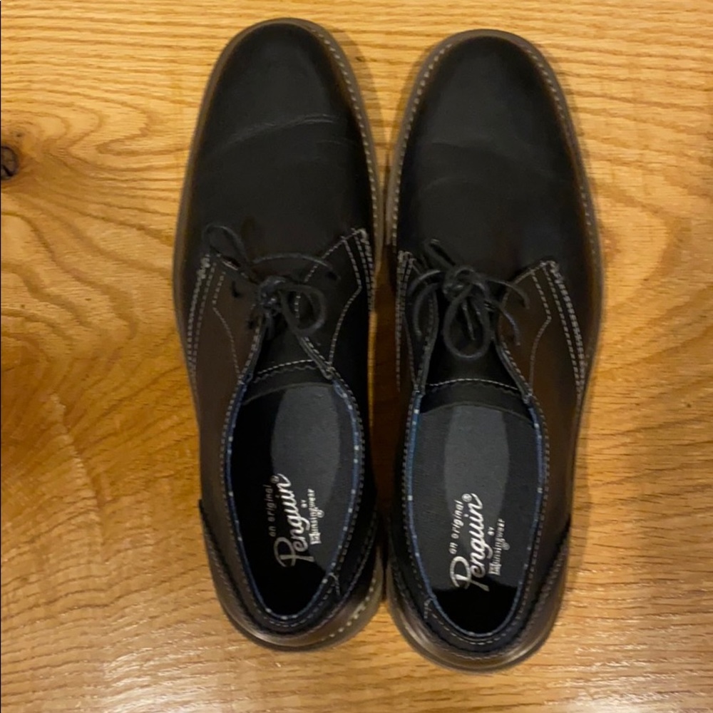 Men’s Penguin dress shoes size 11.5 - black